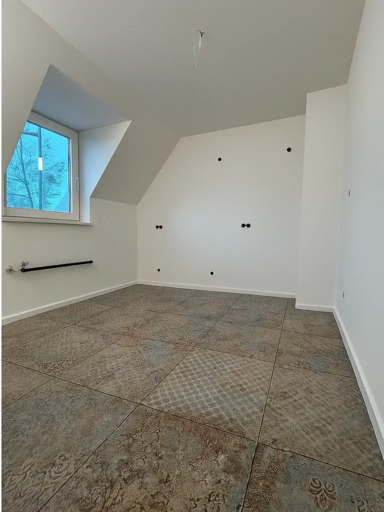 Küche nach der Sanierung – moderner Innenausbau