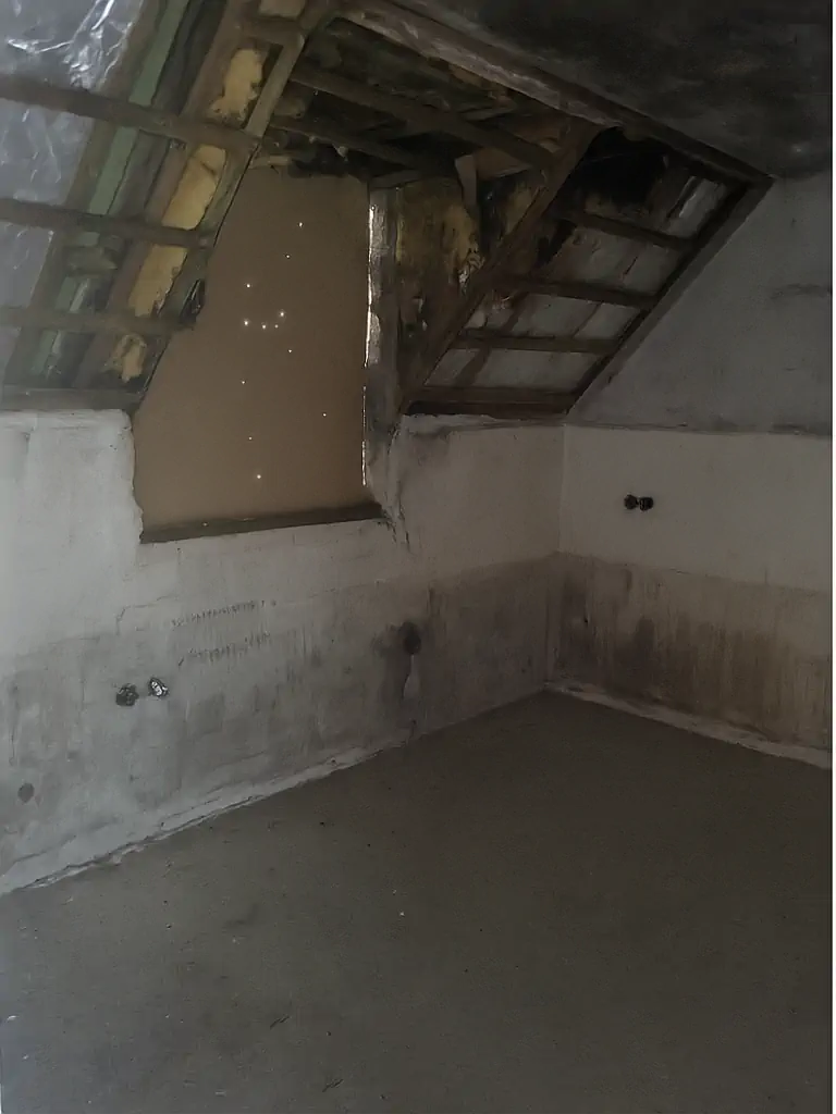 Küche vor der Sanierung nach Brandschaden